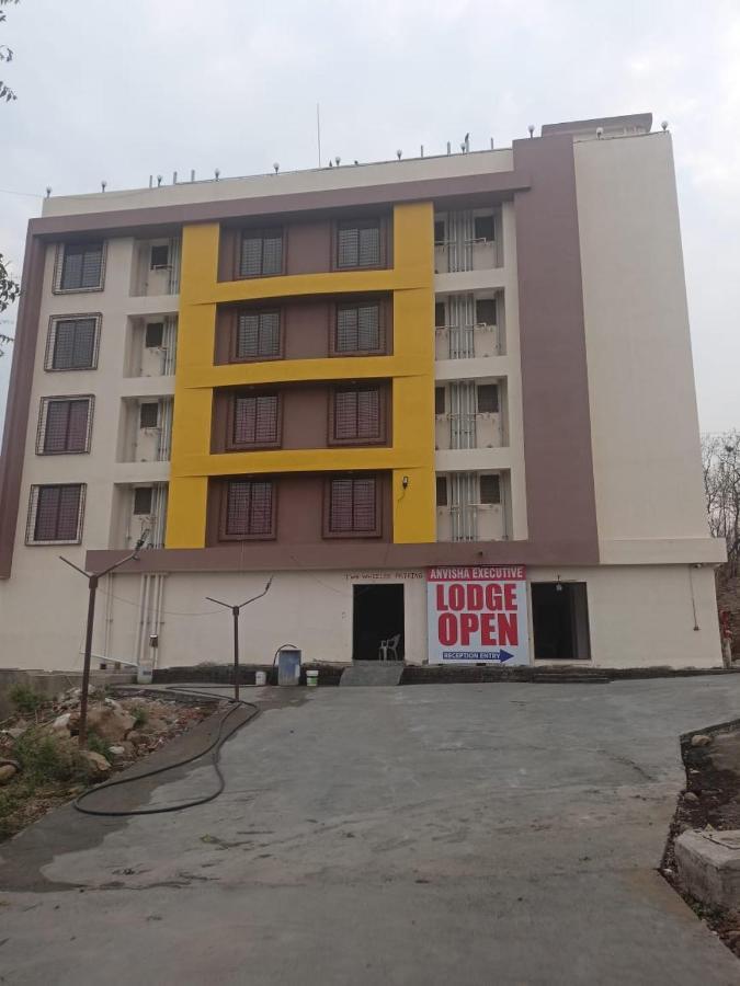 Hotel Anvisha Executive Mangvadi Dış mekan fotoğraf